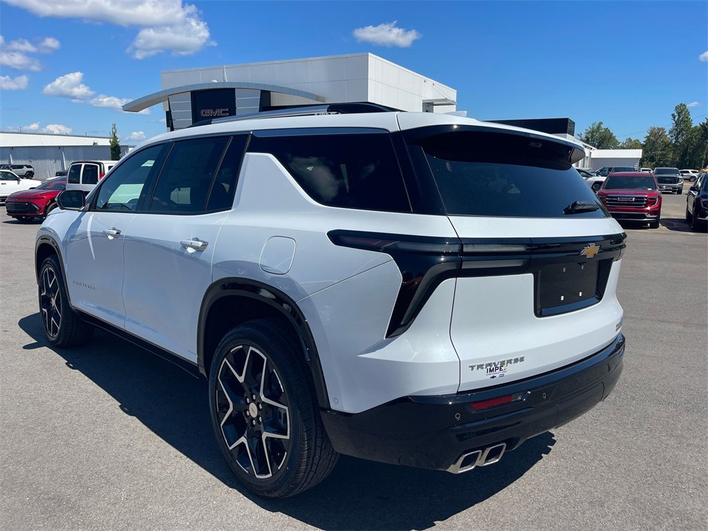 2026 Chevrolet Traverse High Country photo 3
