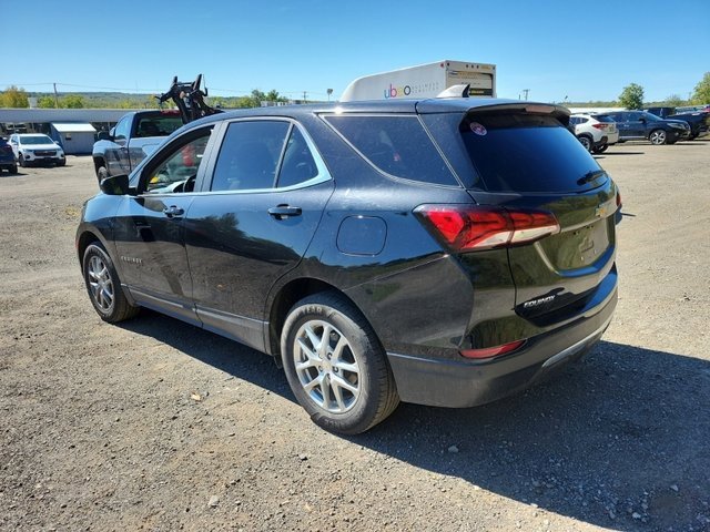 2022 Chevrolet Equinox LT photo 3