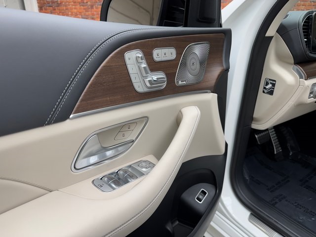 2026 Mercedes Benz GLE 53 AMG photo 11