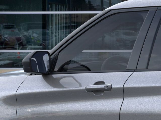 2025 Ford Explorer photo 18