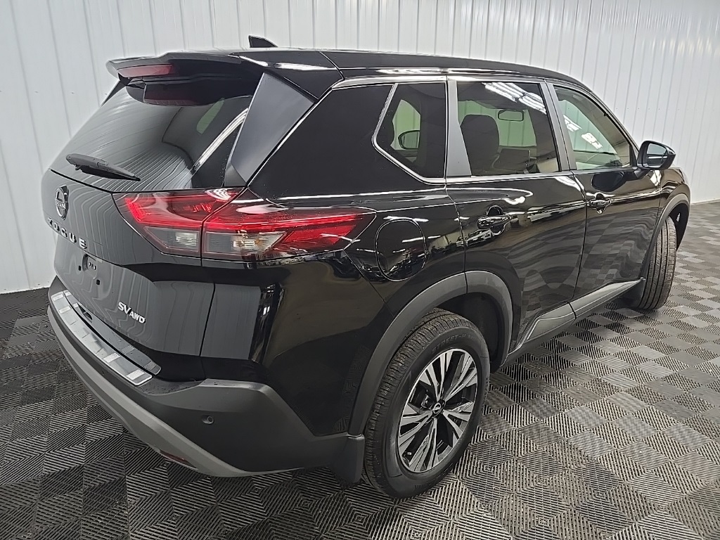 2023 Nissan Rogue SV photo 10