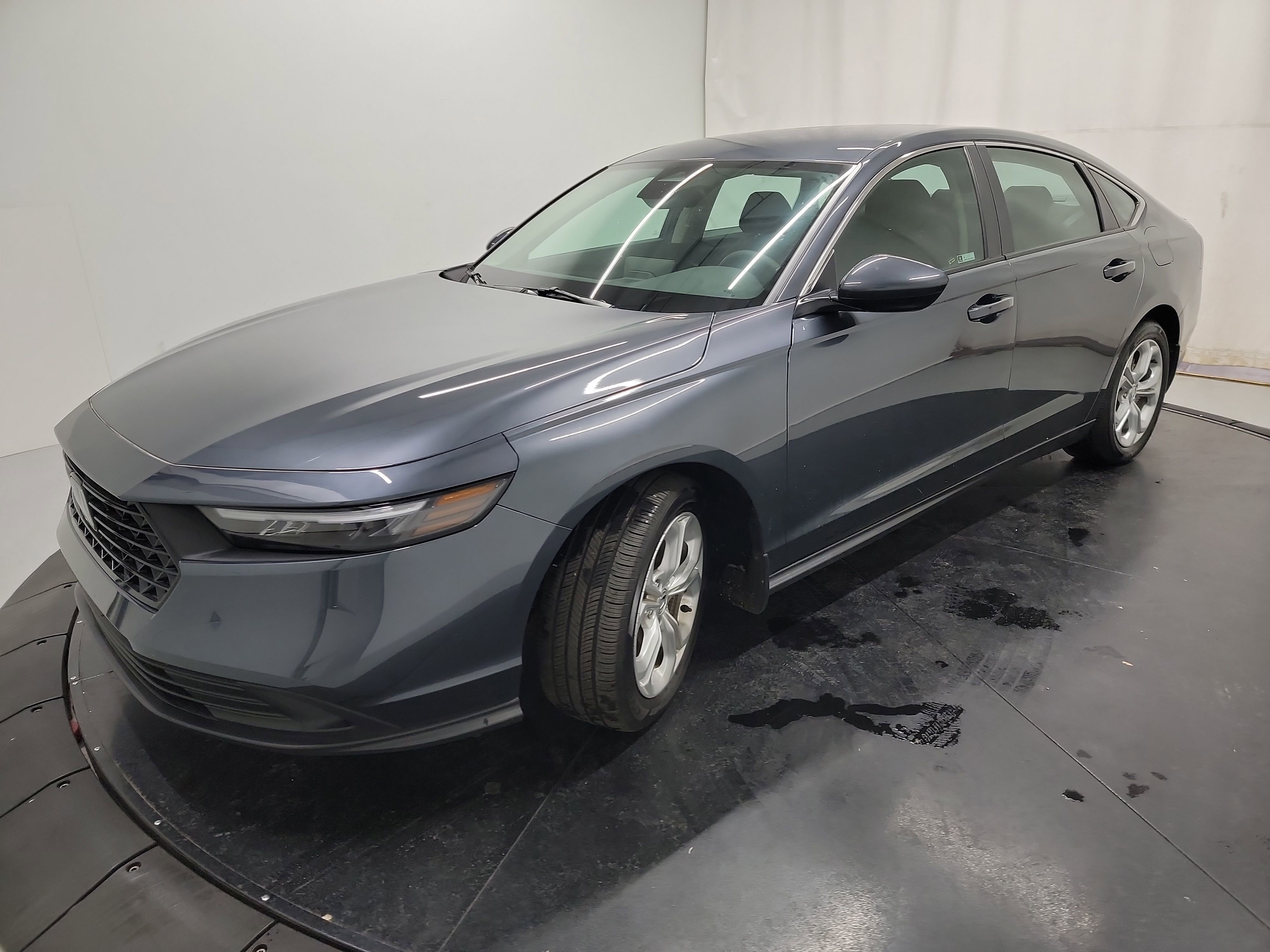 2024 Honda Accord 1.5T LX photo 4