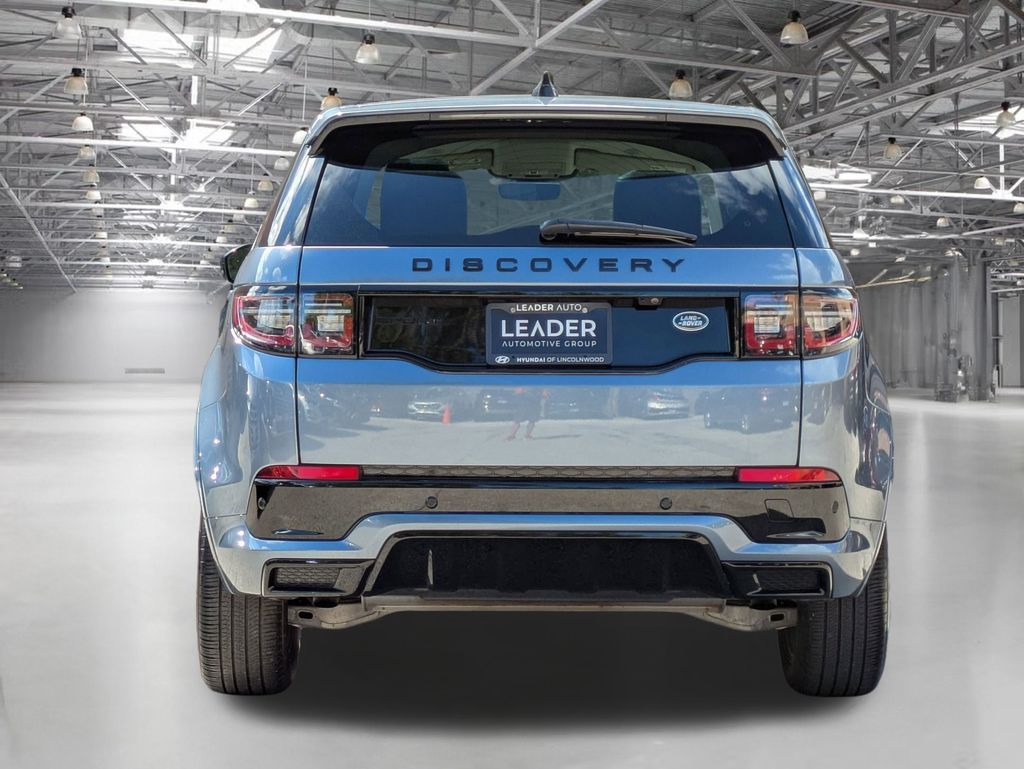 2023 Land Rover Discovery Sport SE R-Dynamic photo 5