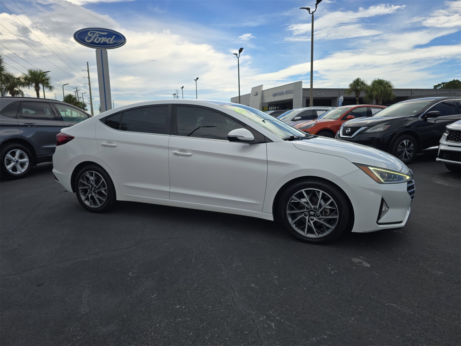 Used 2020 Hyundai Elantra Limited with VIN 5NPD84LFXLH559449 for sale in Spring Hill, FL