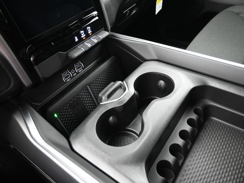 2026 Ram 1500 Big Horn Lone Star photo 3