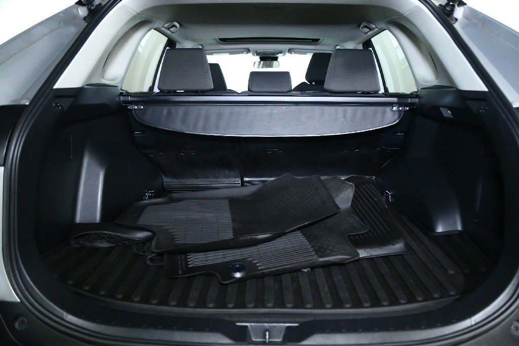 2021 Toyota RAV4 XLE photo 29