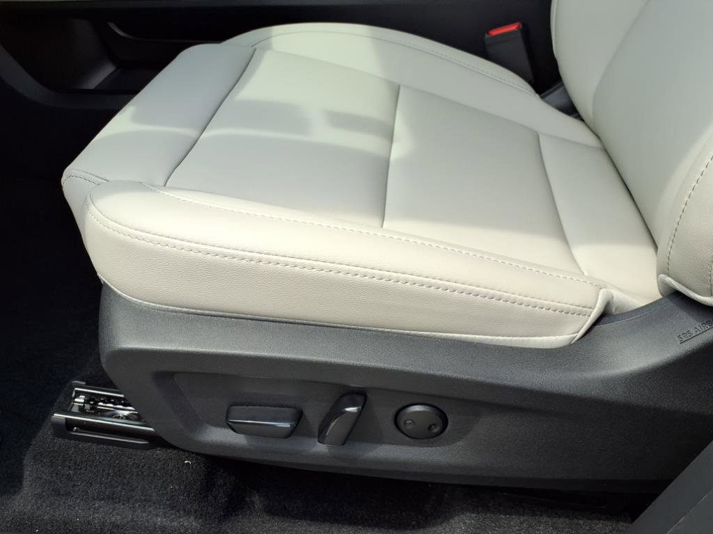 2025 Nissan Murano SV photo 11