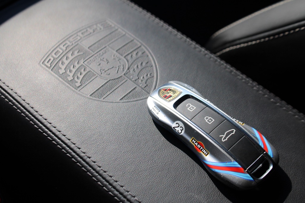 2022 Porsche 911 GTS photo 20
