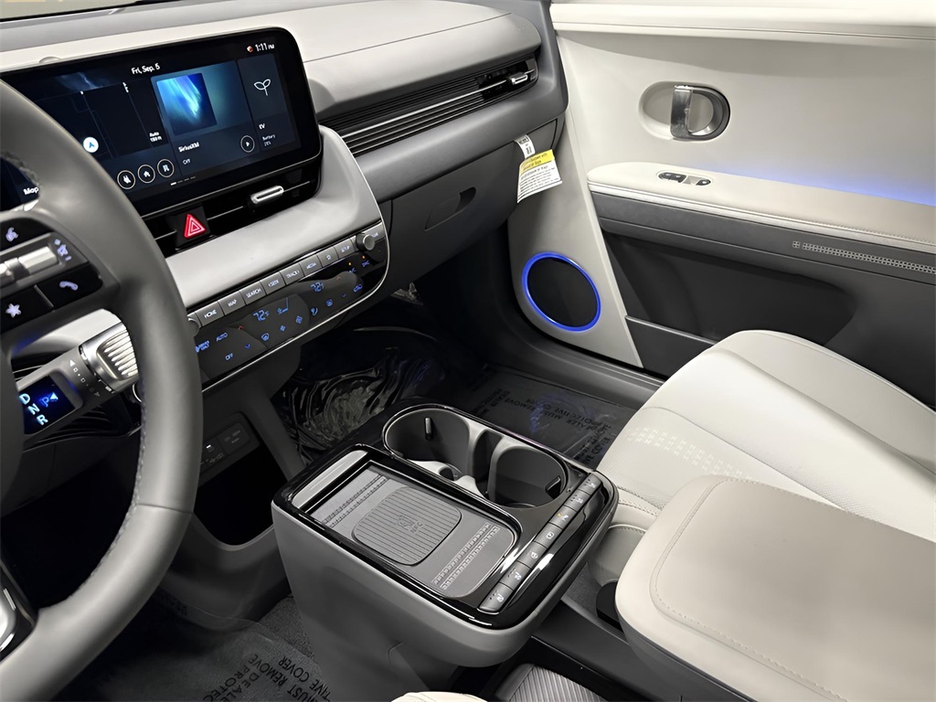 2025 Hyundai Ioniq 5 Limited photo 7