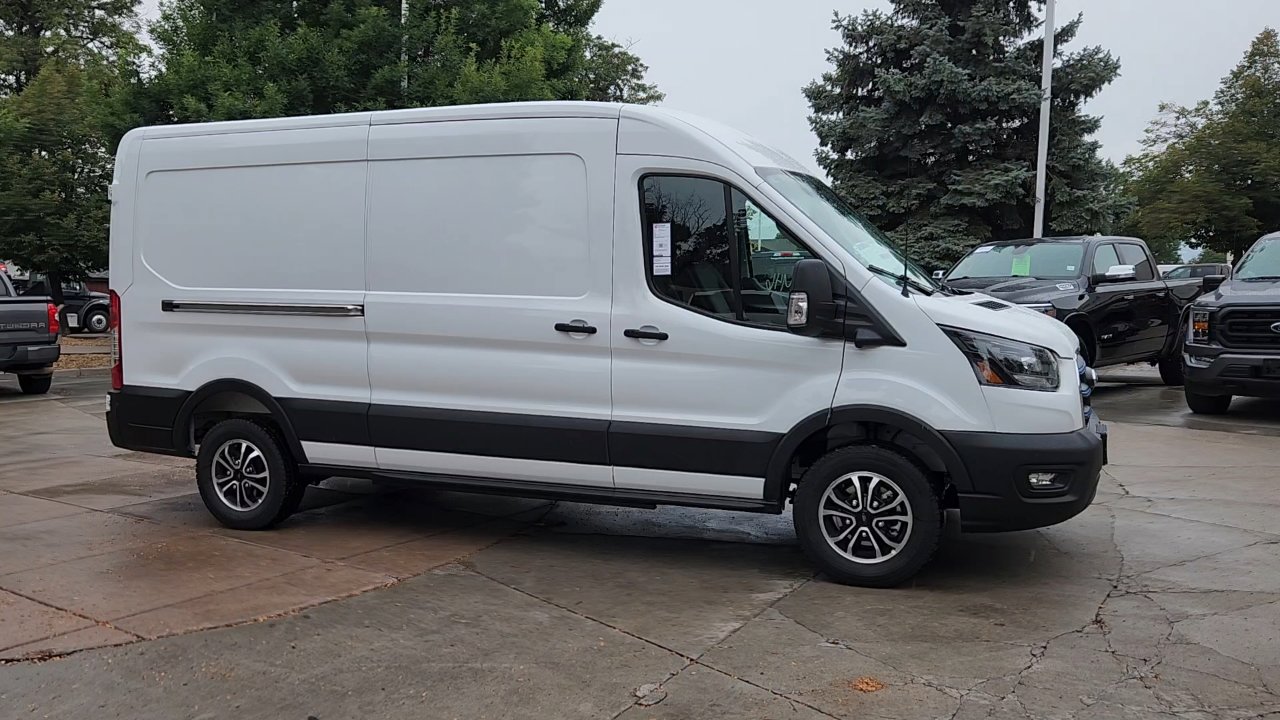 2025 Ford Transit photo 9