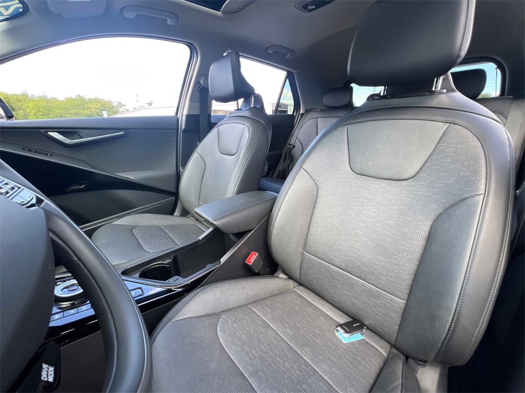 2024 Kia Niro EV Wave photo 24