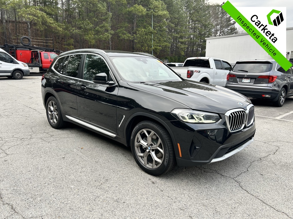 2022 BMW X3 30i's photo