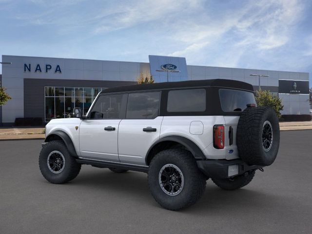 2023 Ford Bronco Badlands photo 4