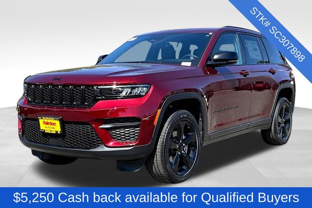 2025 Jeep Grand Cherokee Altitude photo 2