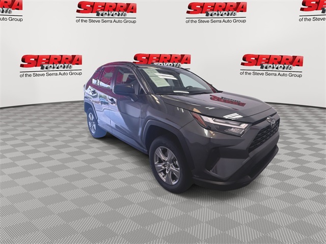 2025 Toyota RAV4 Hybrid LE photo 3