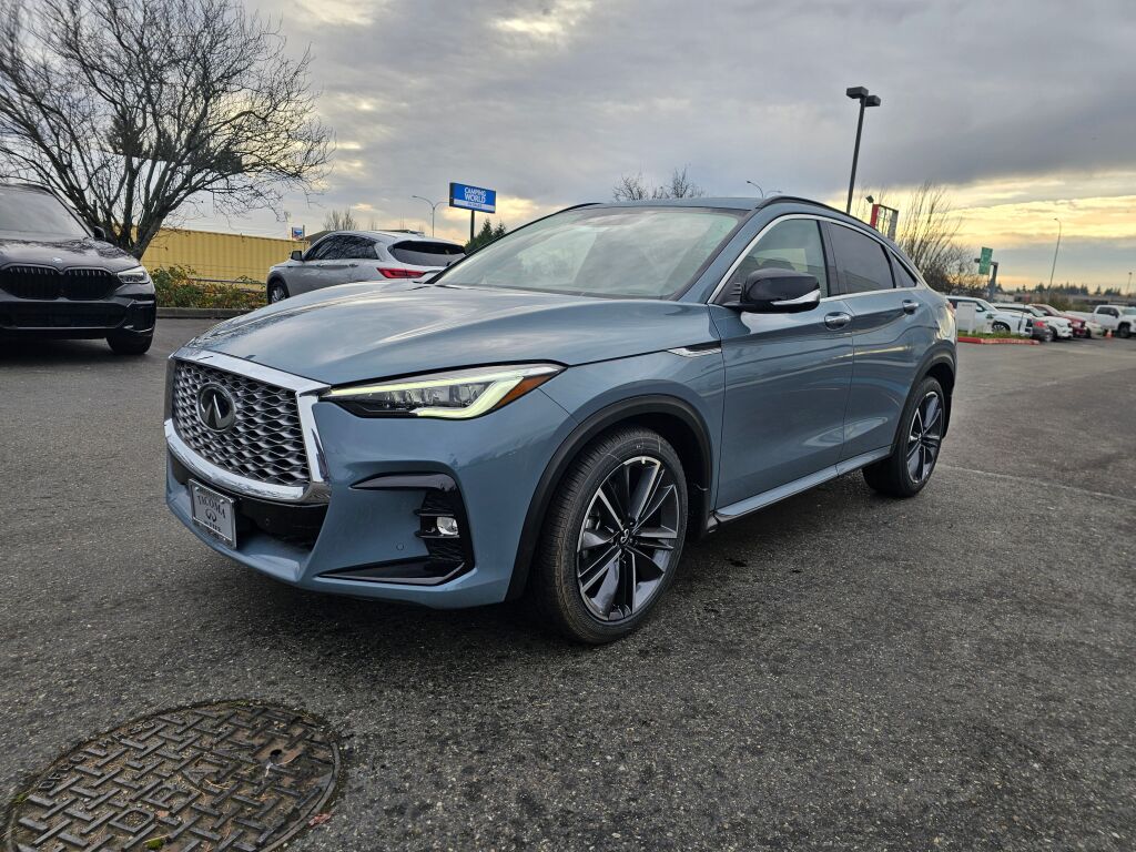 2025 Infiniti QX55 Essential photo 3