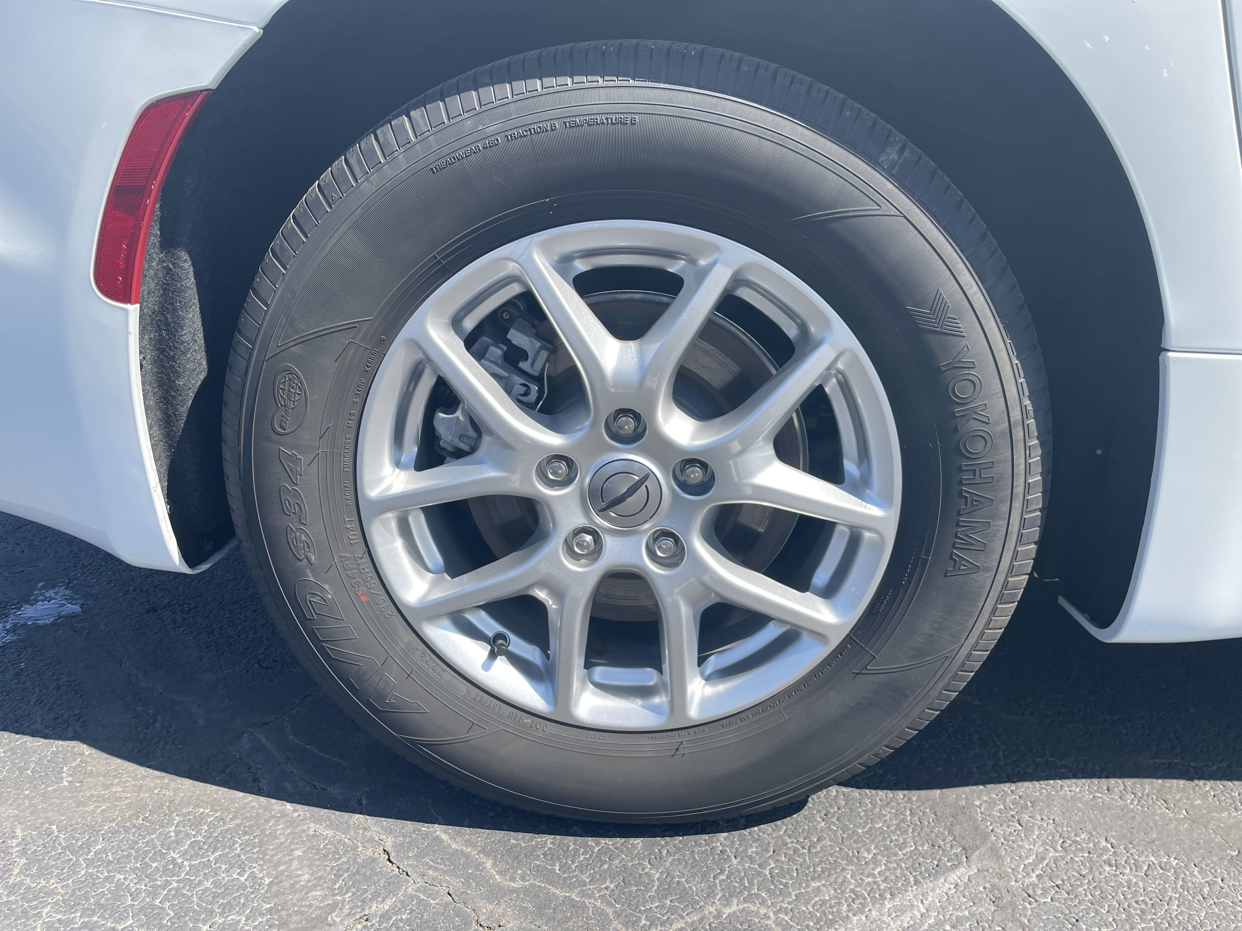2024 Chrysler Pacifica Touring L photo 27