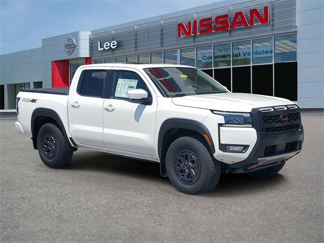 2026 Nissan Frontier PRO-4X's photo