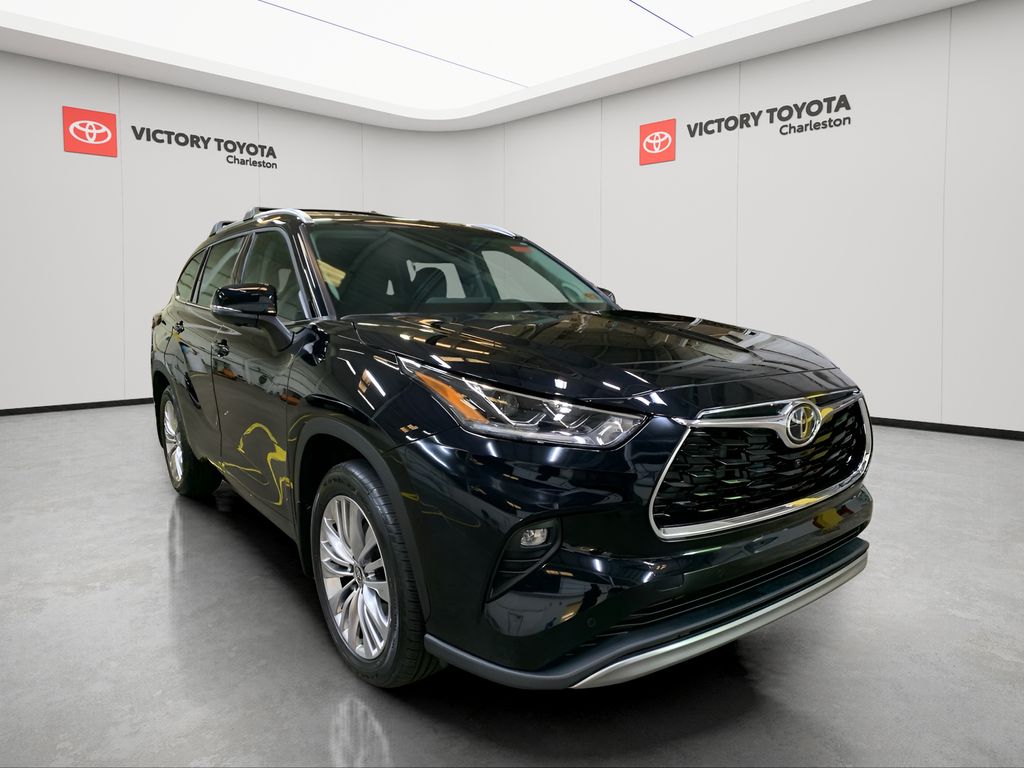 2025 Toyota Highlander XLE XSE Platinum Limited photo 7