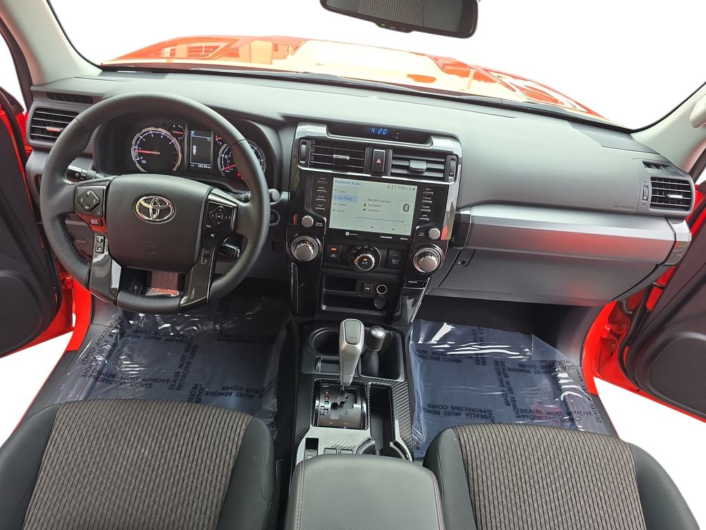 2024 Toyota 4Runner TRD Off-Road photo 9