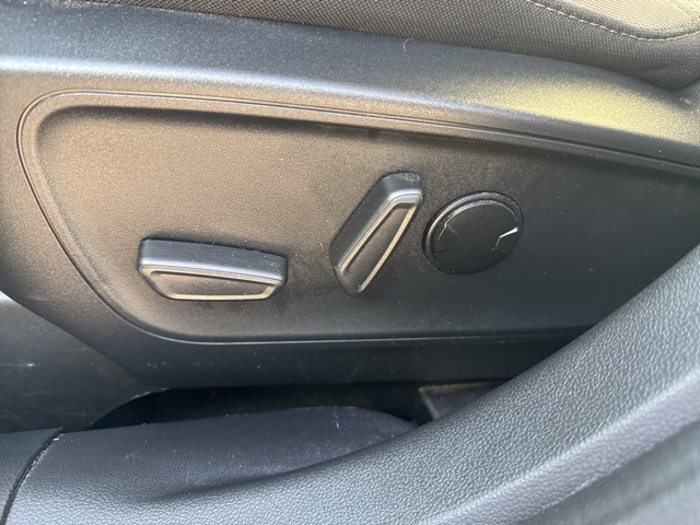 2022 Ford Escape SE photo 25