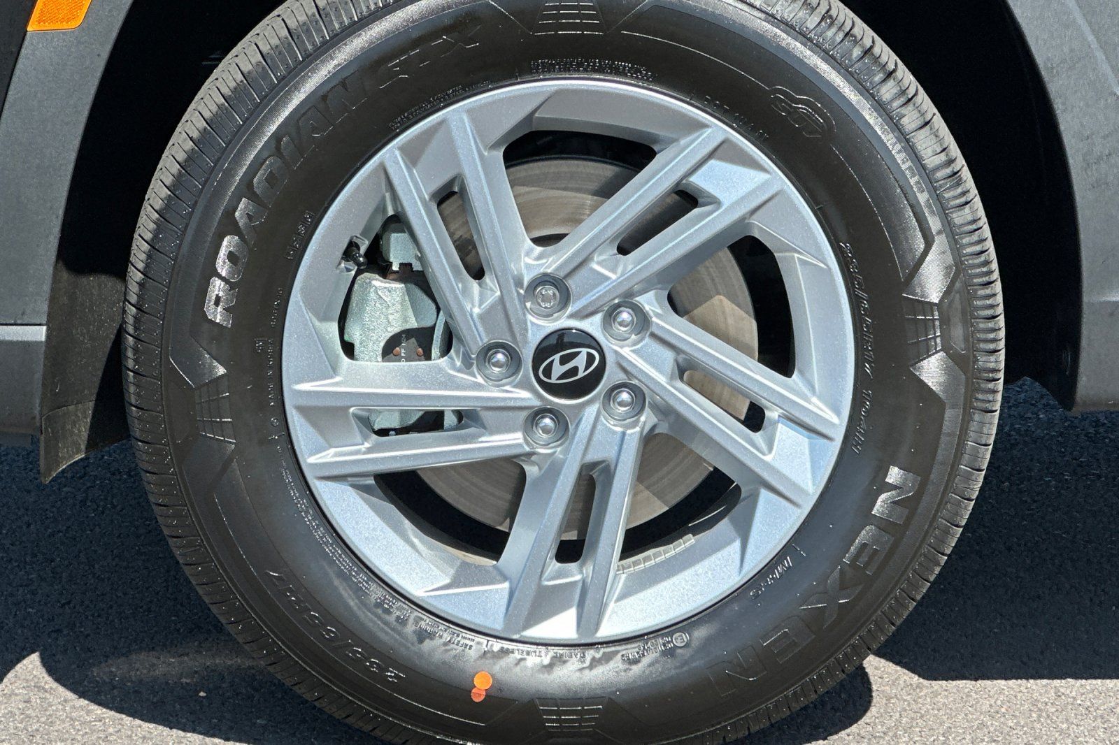 2025 Hyundai Tucson SE photo 20
