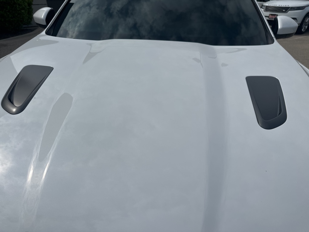 2023 Jaguar F-PACE SVR photo 19