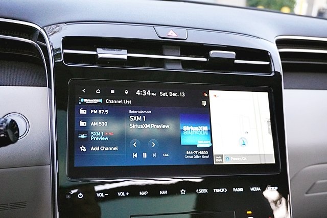 Used 2022 White Hyundai Limited image 26