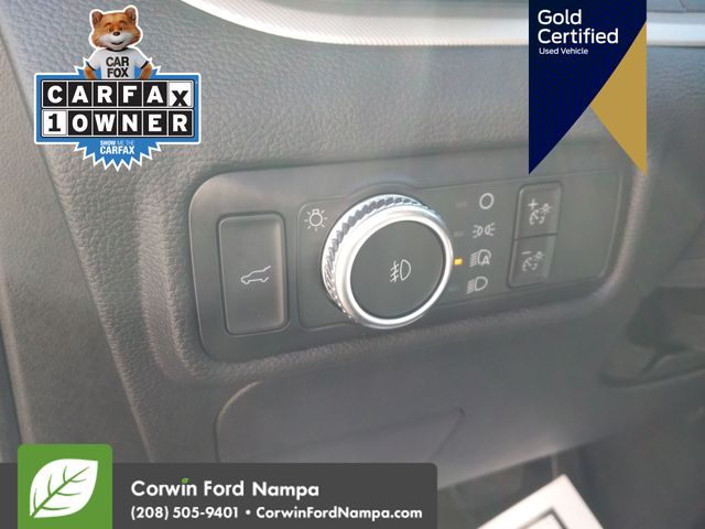 2022 Ford Explorer XLT photo 12