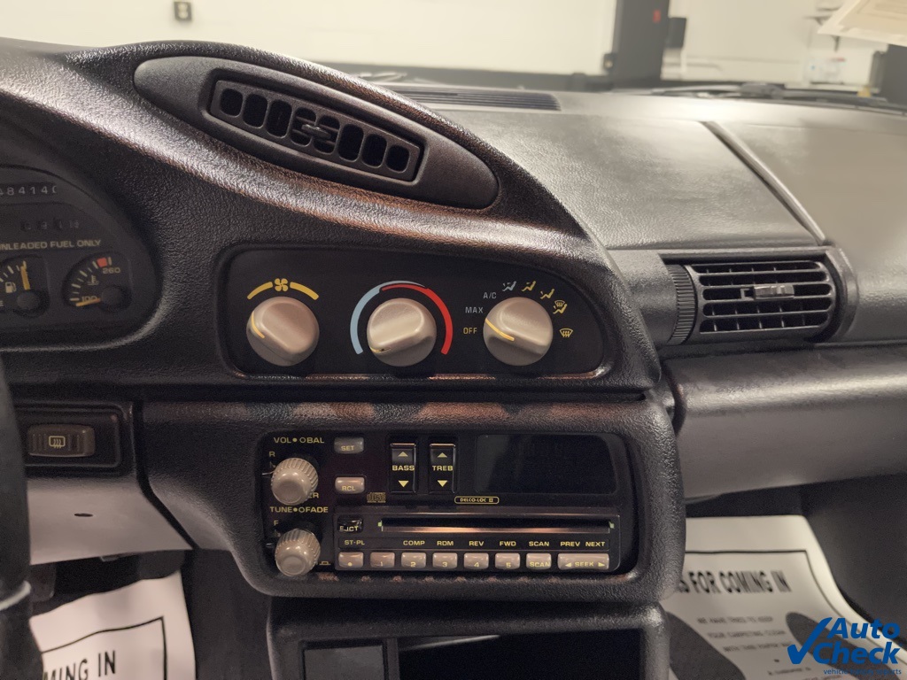 1993 Chevrolet Camaro Z28 Coupe photo 32