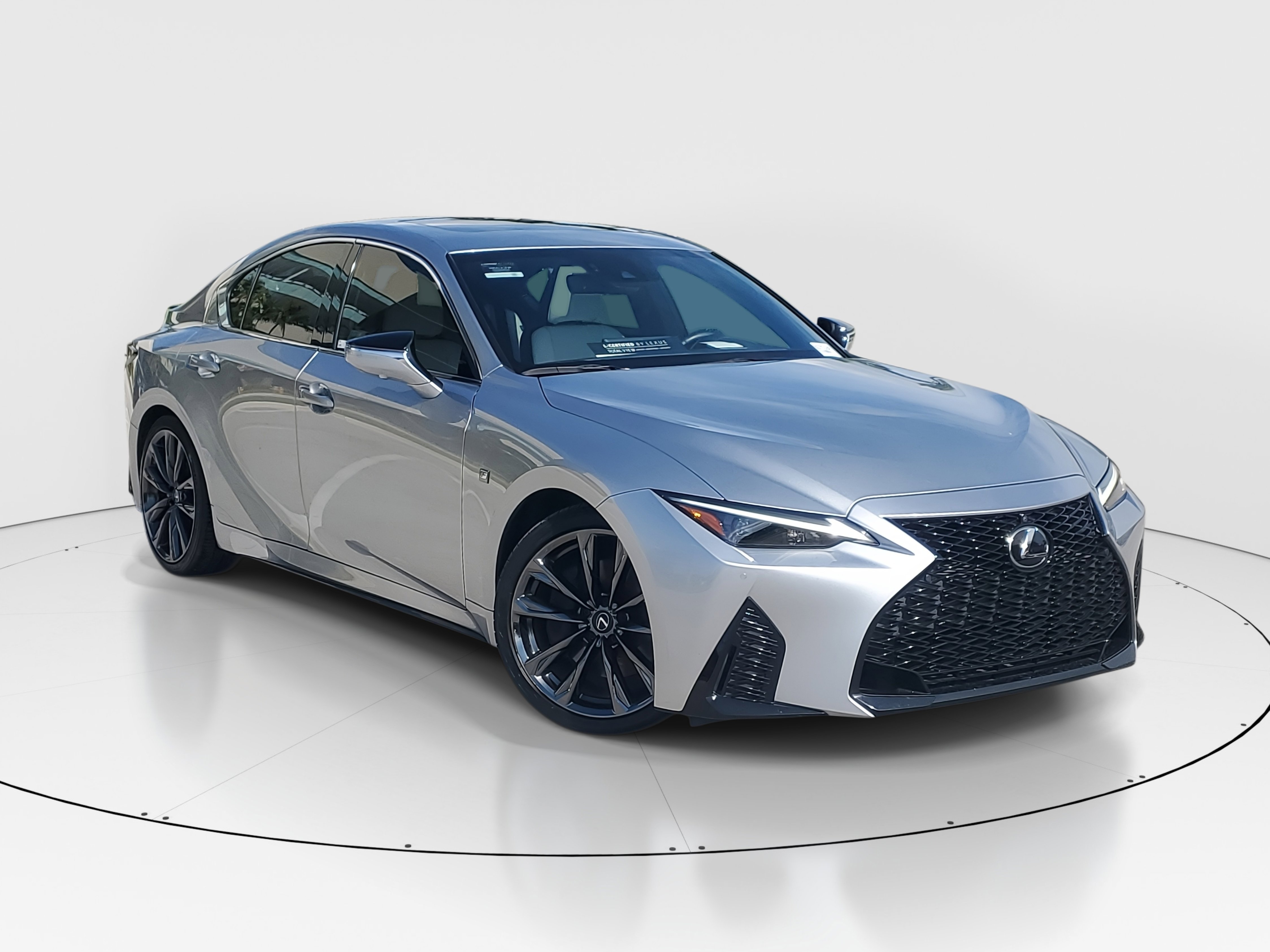 2023 Lexus IS 350 F SPORT photo 2