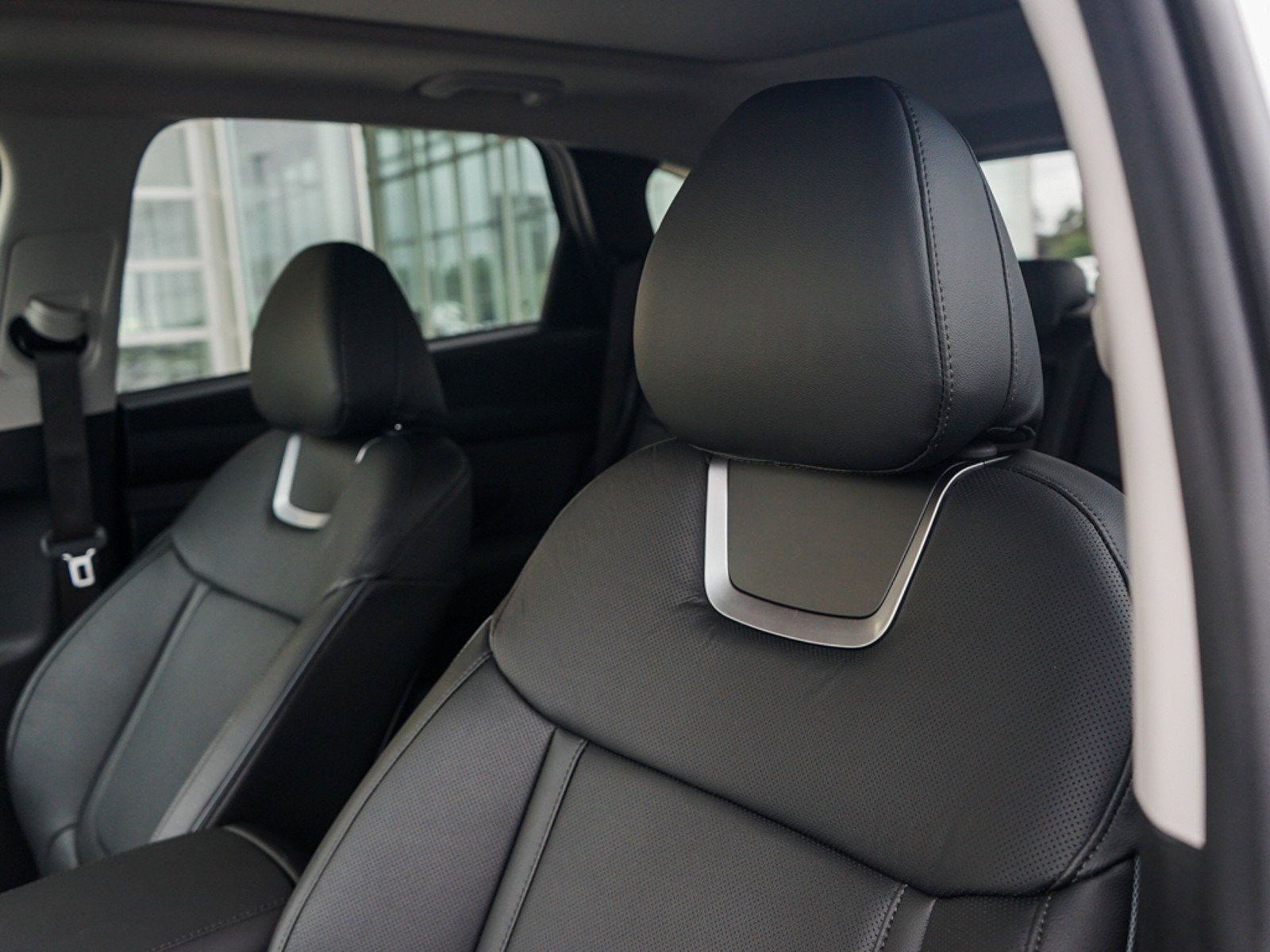 2025 Hyundai Tucson Limited photo 16