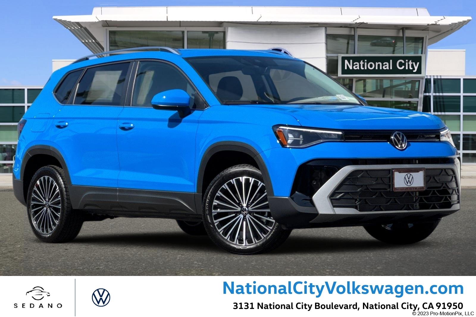 2025 Volkswagen Taos SE's photo
