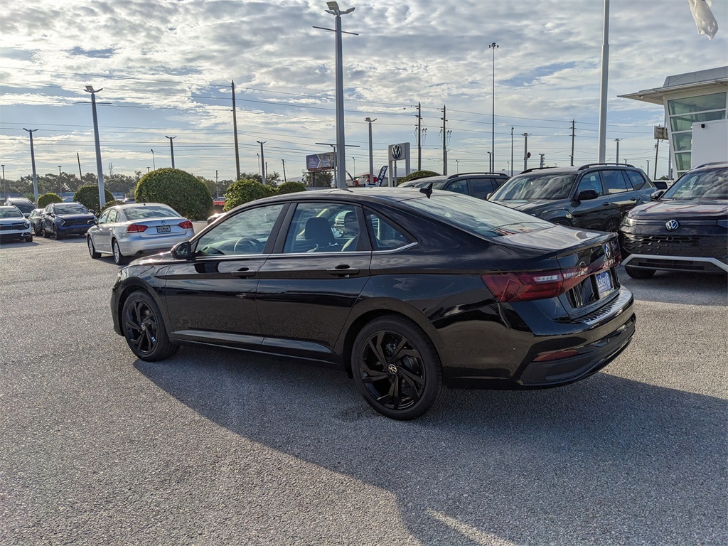 2025 Volkswagen Jetta 1.5T SE photo 5