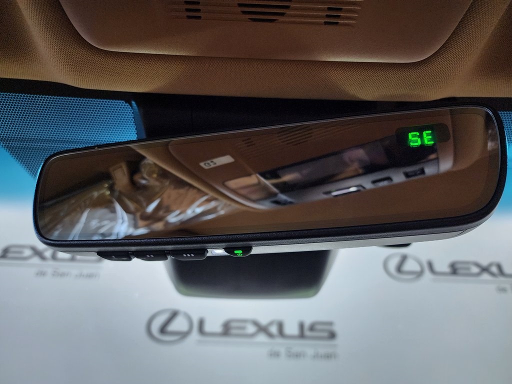 2024 Lexus ES 300h Premium photo 16