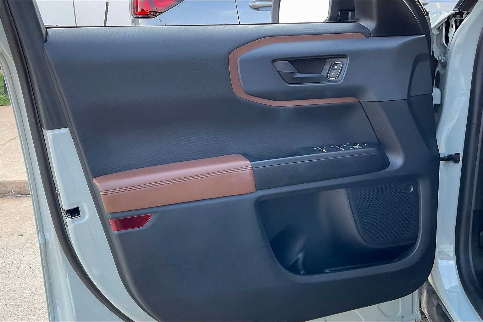 2022 Ford Bronco Sport Outer Banks photo 19