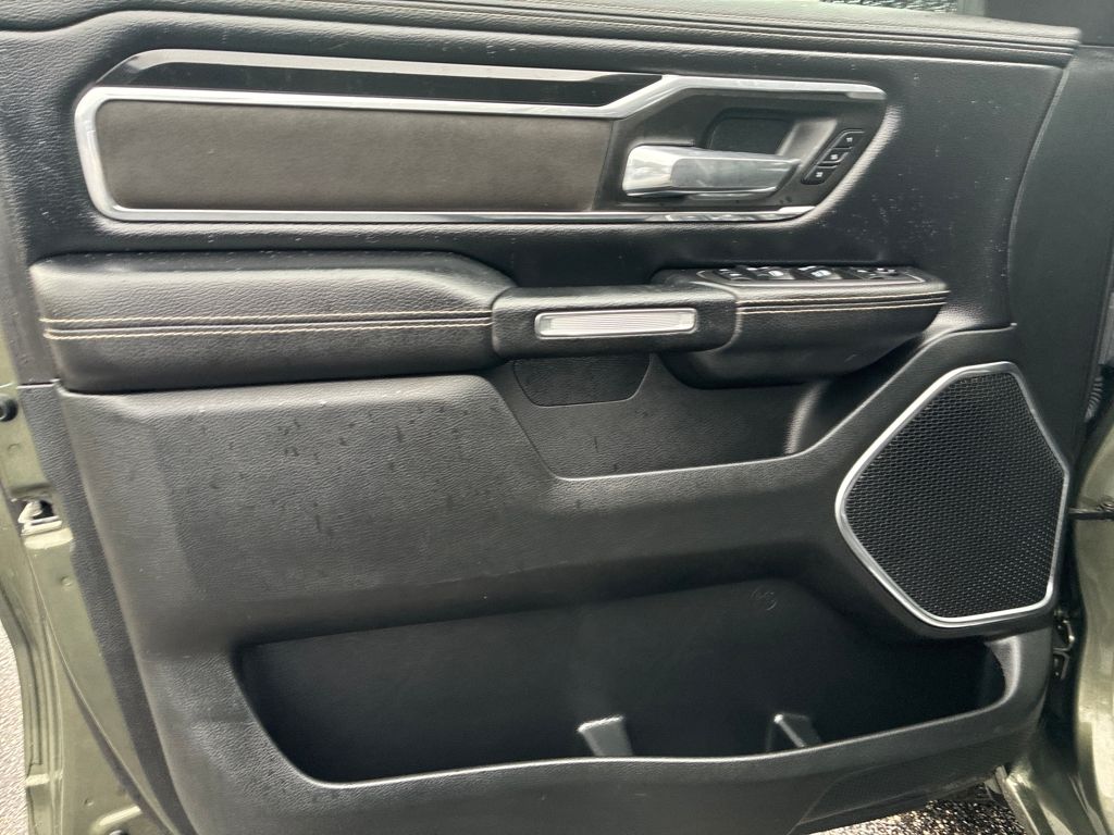 2021 Ram 1500 Laramie photo 9