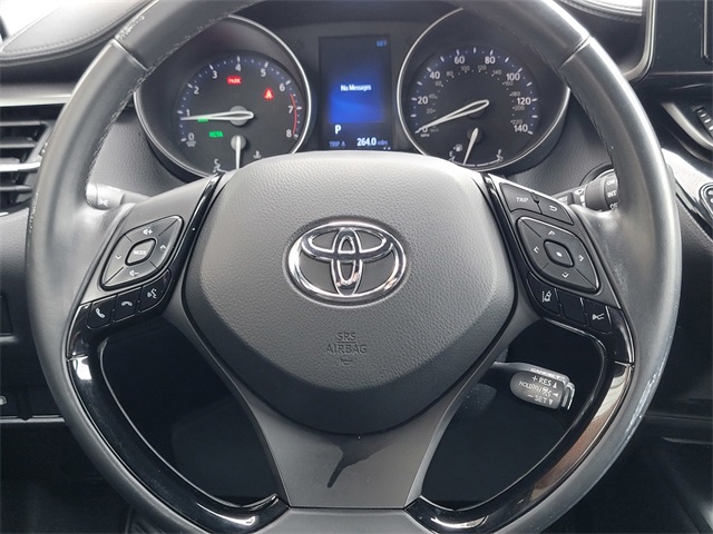 2018 Toyota C-HR XLE photo 23