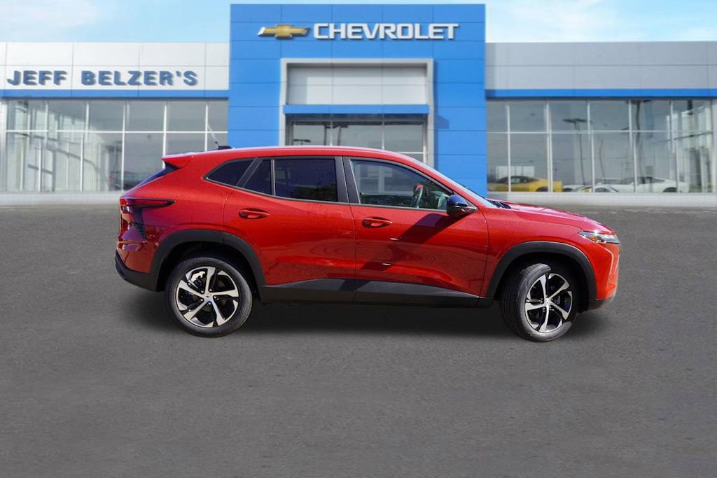 2026 Chevrolet Trax photo 2