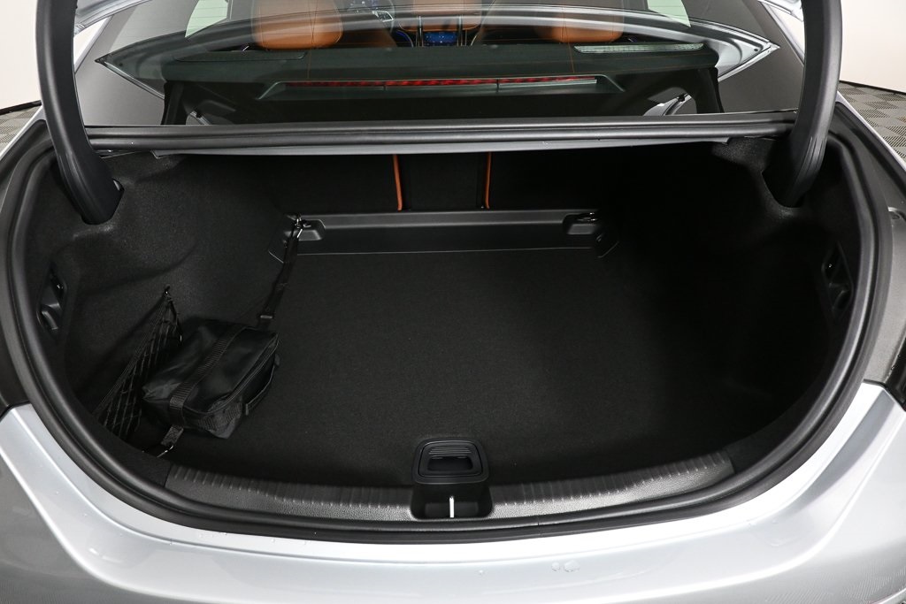 2025 Mercedes Benz C 300 photo 27