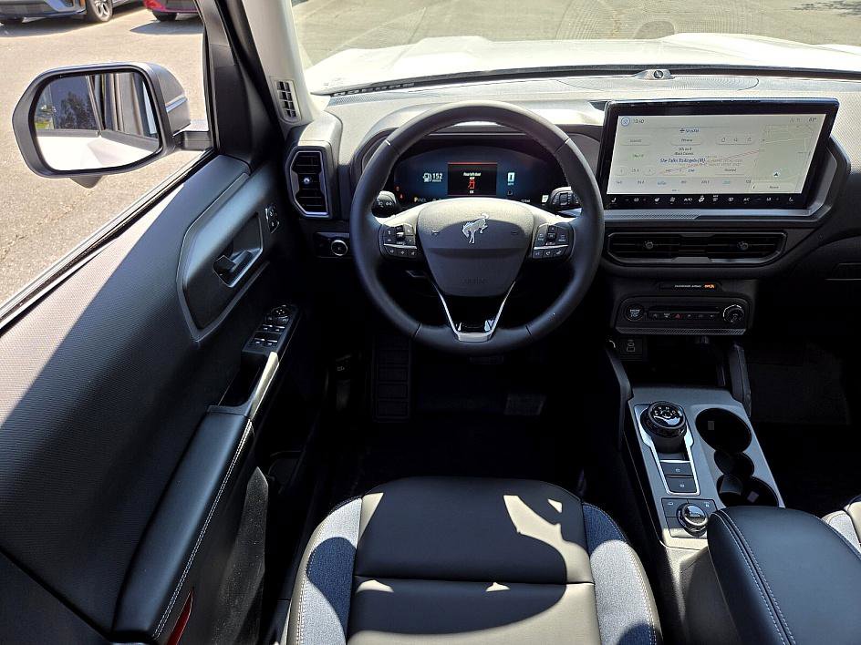 2025 Ford Bronco Sport Outer Banks photo 7