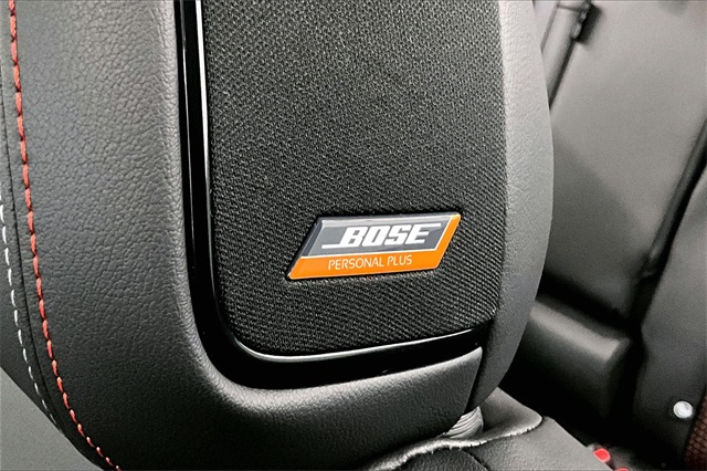 2025 Nissan Kicks SR photo 25