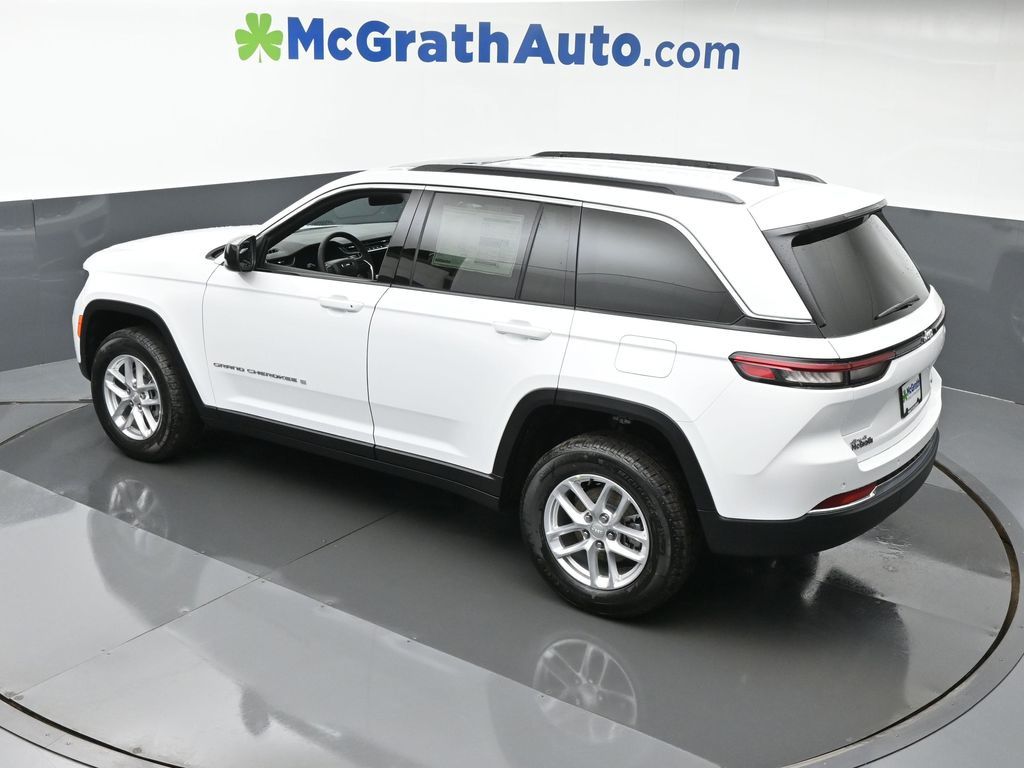 2025 Jeep Grand Cherokee Laredo X photo 22