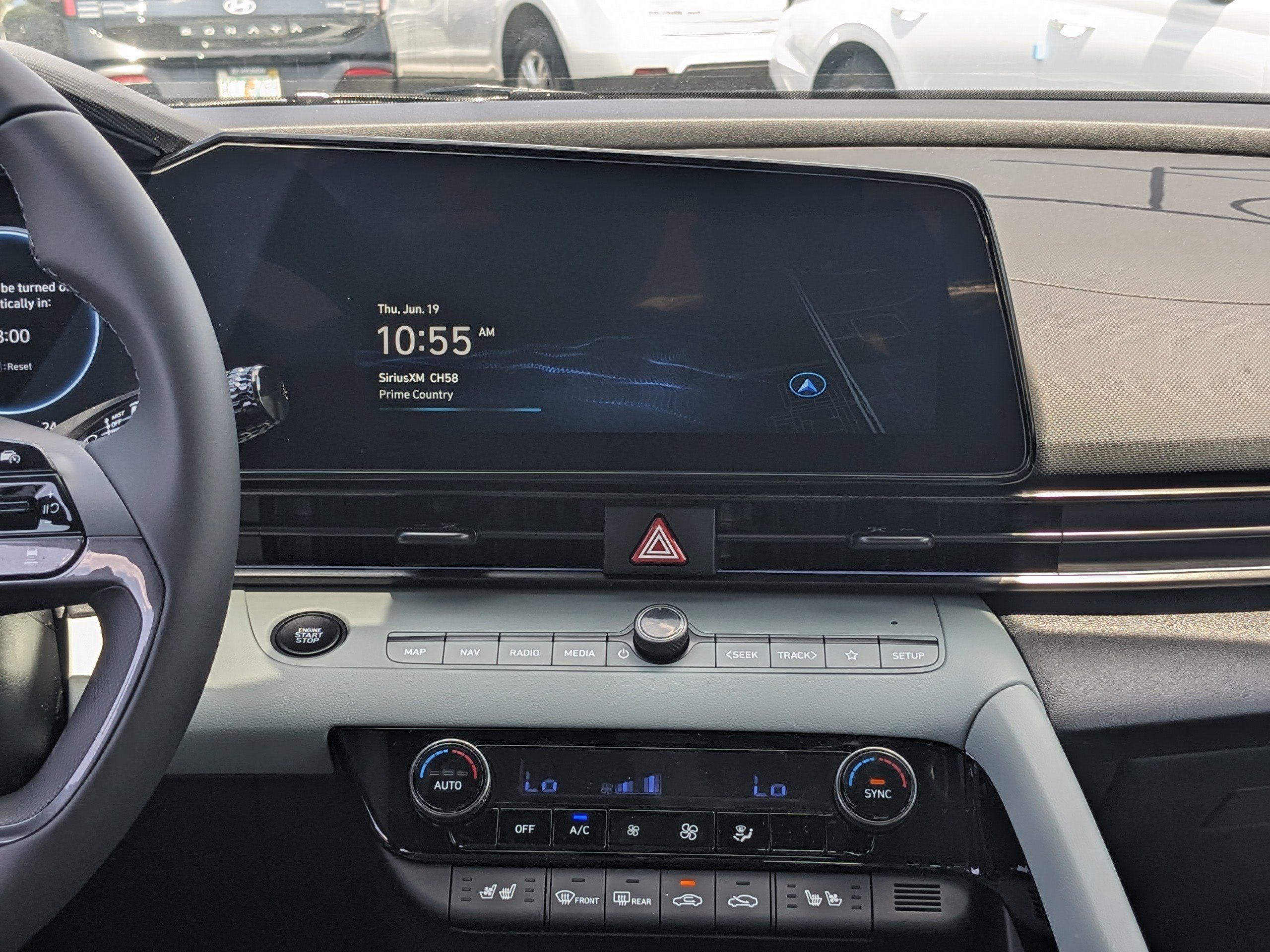 2025 Hyundai Elantra Hybrid Limited photo 15