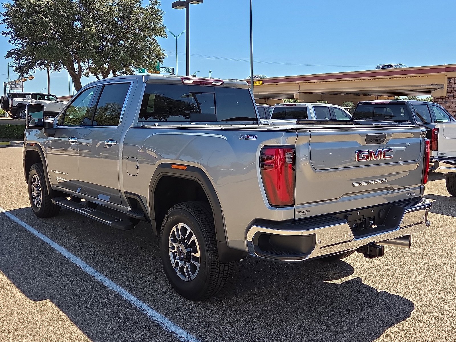 2025 Gmc Sierra 2500 HD SLT photo 3