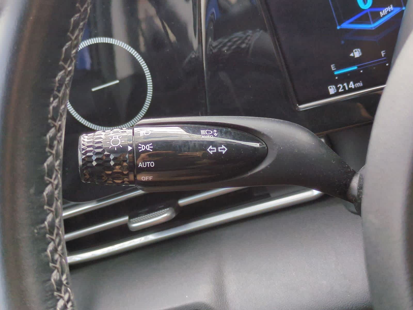 2022 Hyundai Elantra SEL Convenience photo 25