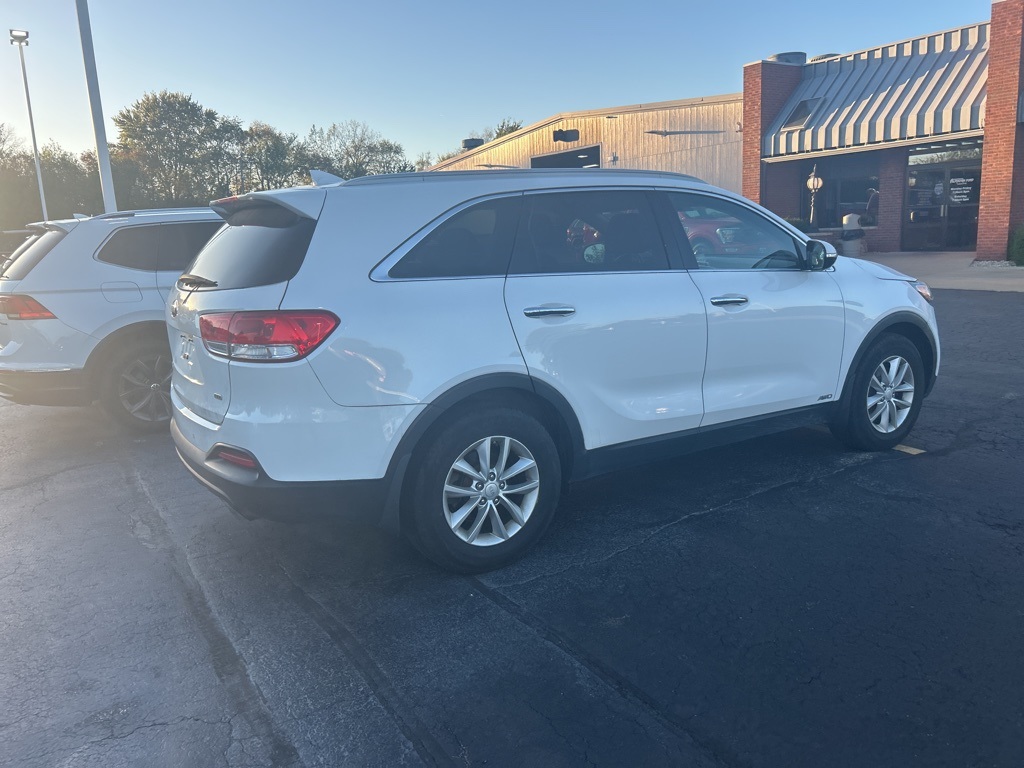 2016 Kia Sorento LX photo 4