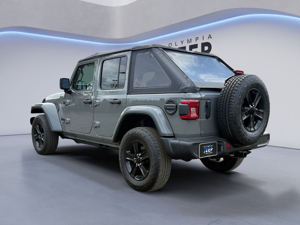2021 Jeep Wrangler Unlimited Sahara Altitude photo 3