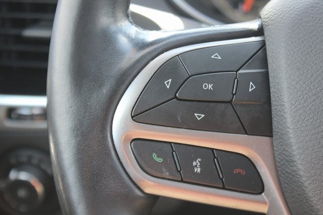 2021 Jeep Cherokee Limited photo 13