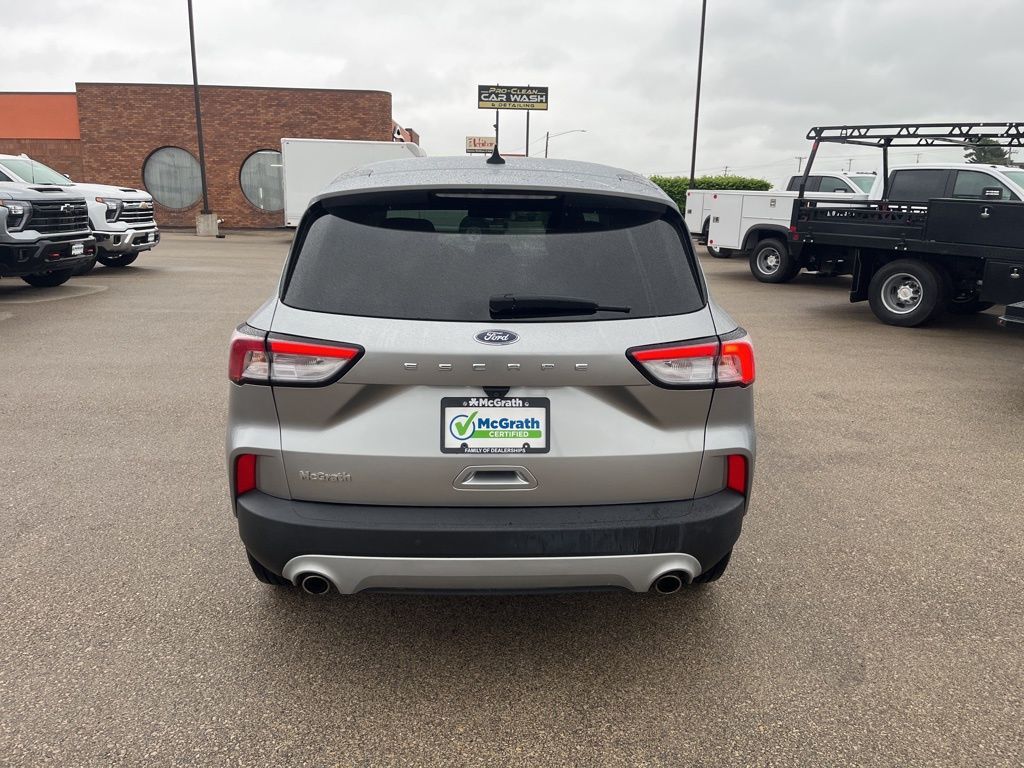 2021 Ford Escape SE photo 3